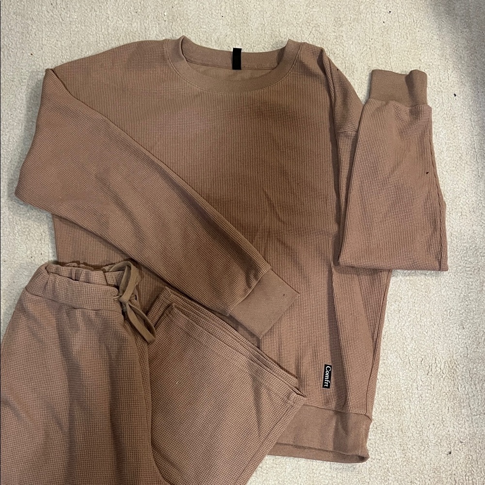 Comfrt Taupe Waffle Knit Loungewear Set